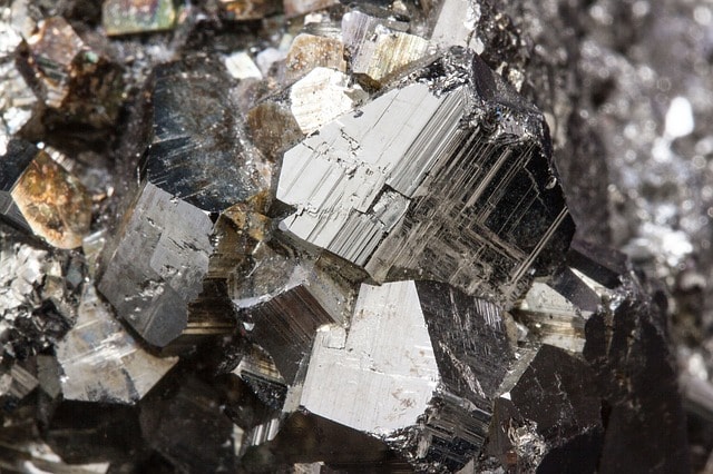 Järn bundet i mineralet pyrit